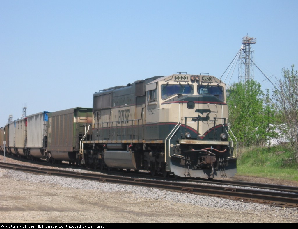 BNSF 9820